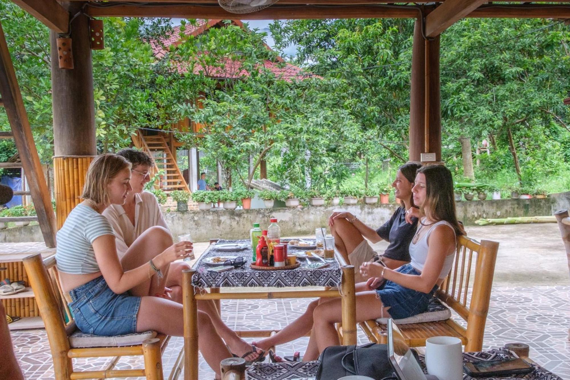 Nha Tan - Mai Chau Homestay And Tours Dış mekan fotoğraf